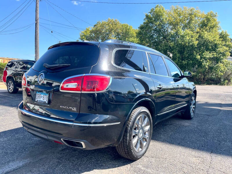 2017 Buick Enclave Leather photo 5