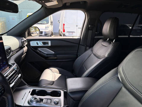 2021 Ford Explorer ST