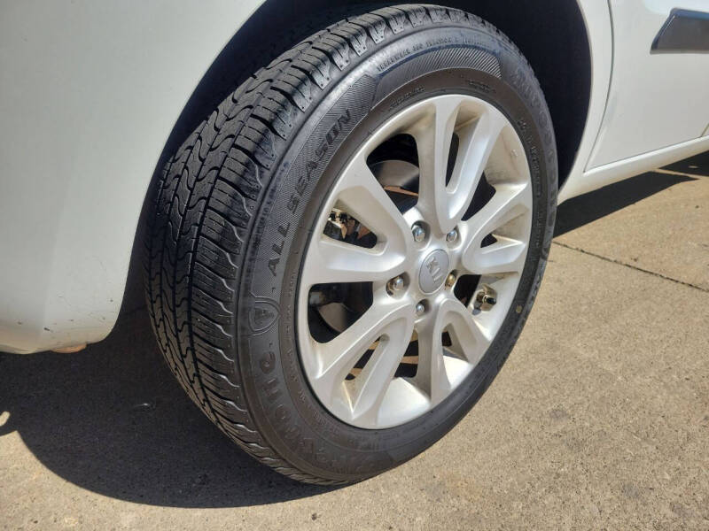 2012 Kia Soul +