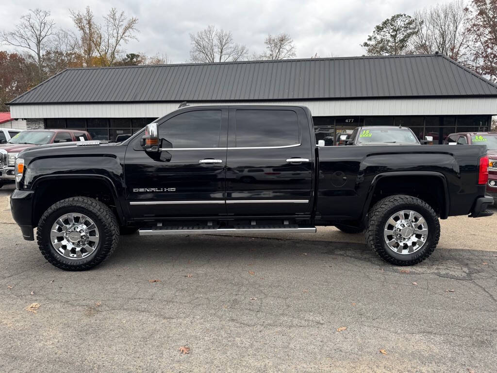 GMC Sierra 2500HD Denali Crew Cab 4WD