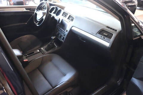 2016 Volkswagen e-Golf SEL Premium