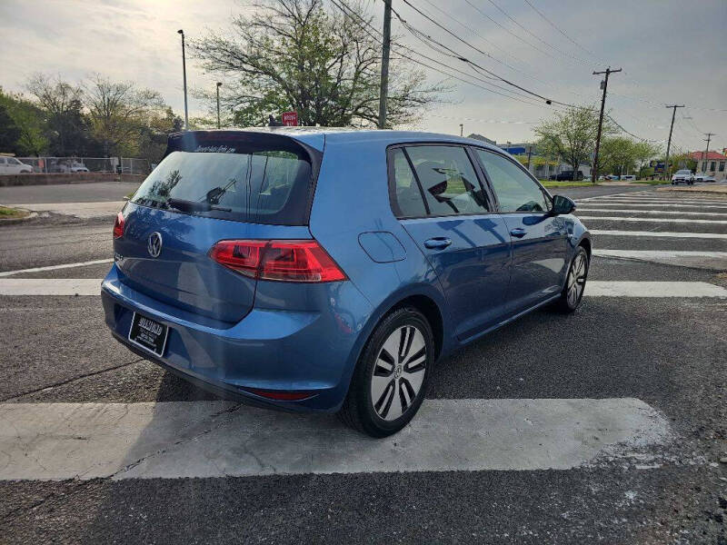 2016 Volkswagen e-Golf SE