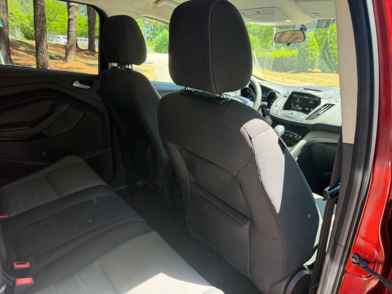 2015 Ford Escape SE