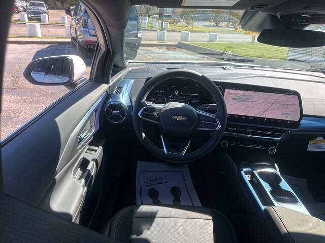 2026 Chevrolet Equinox EV LT 2