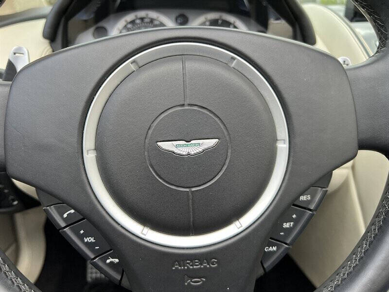 2014 Aston Martin DB9 29