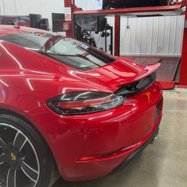 2021 Porsche 718 Cayman