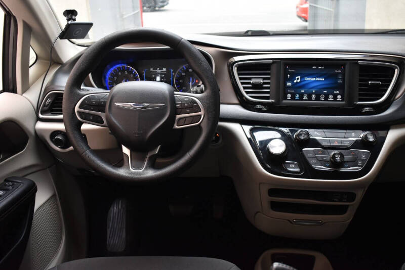 2019 Chrysler Pacifica L