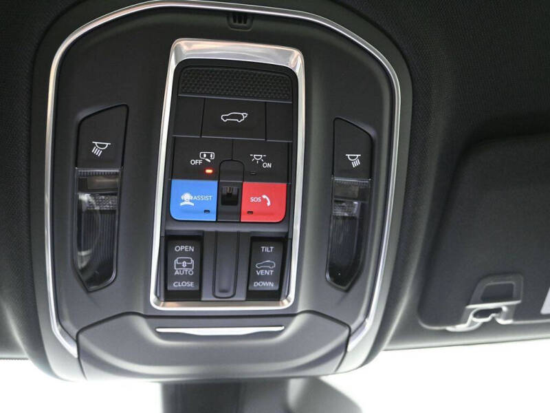2026 Jeep Grand Cherokee Altitude