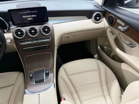 2020 Mercedes-Benz GLC GLC 300