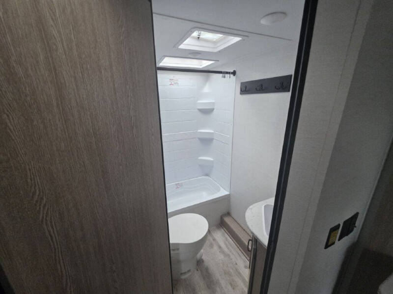 2025 Gulfstream CONQUEST 228SB