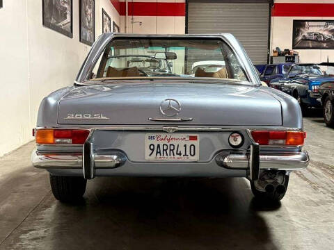 1970 Mercedes-Benz 280-Class