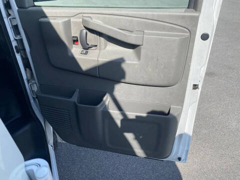 2016 Chevrolet Express 2500
