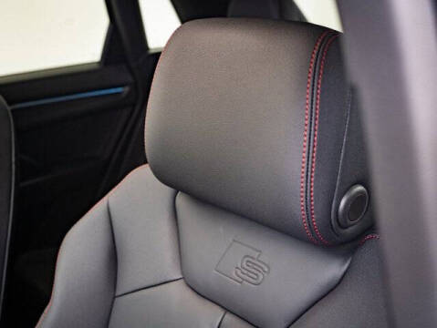 2025 Audi Q3 quattro S line Prem Plus 45 TFSI