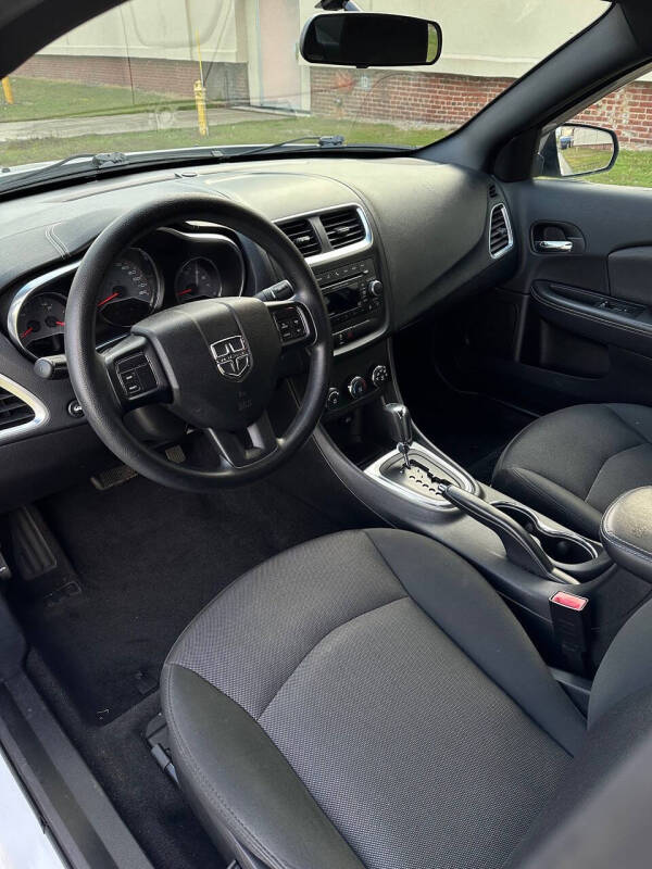 2014 Dodge Avenger SE