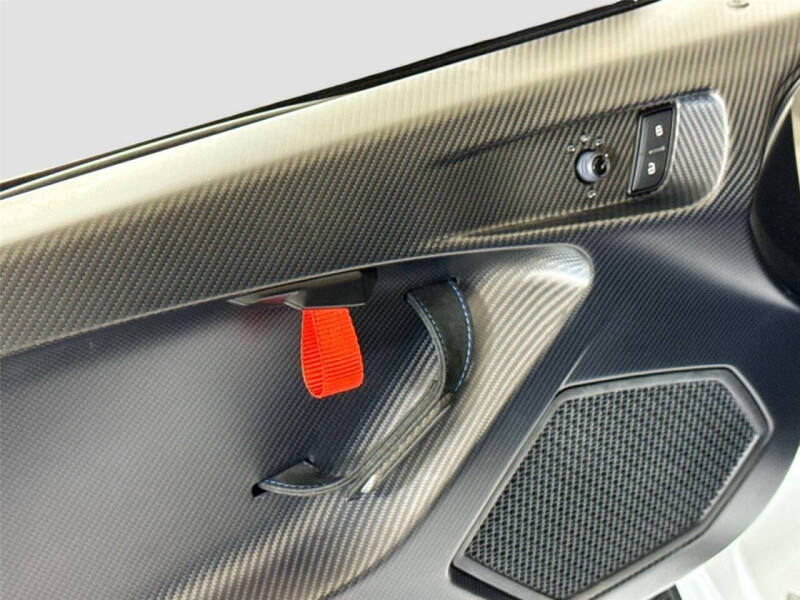 2021 Lamborghini Huracan STO