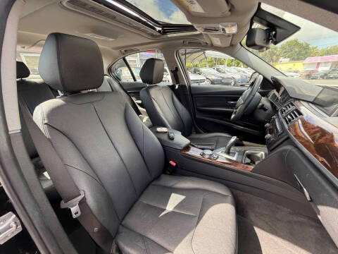 2014 BMW 3 Series 328i