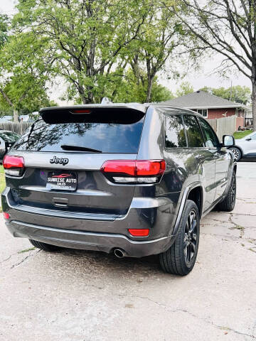 2018 Jeep Grand Cherokee Laredo E
