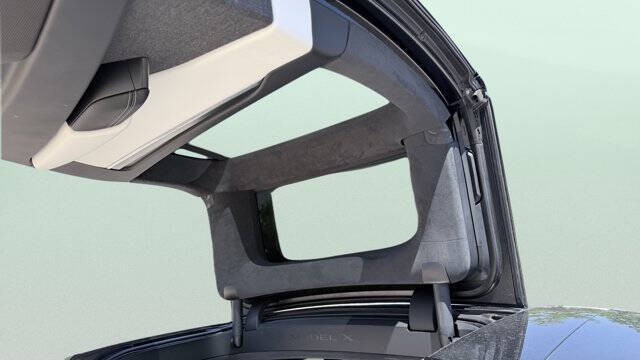 2022 Tesla Model X Plaid