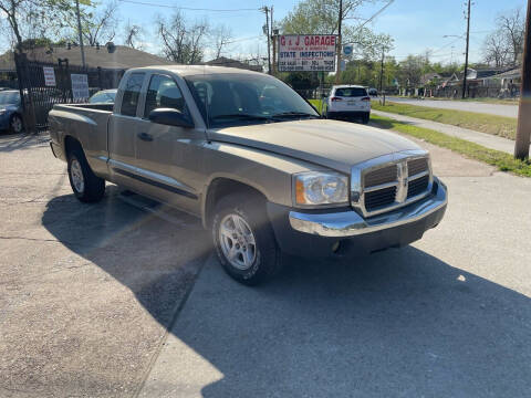 2005 Dodge Dakota for sale at G&J Car Sales in Houston TX