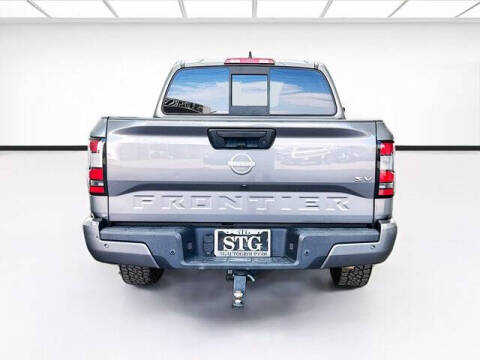 2022 Nissan Frontier SV