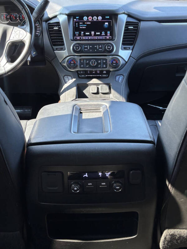 2020 Chevrolet Suburban LT