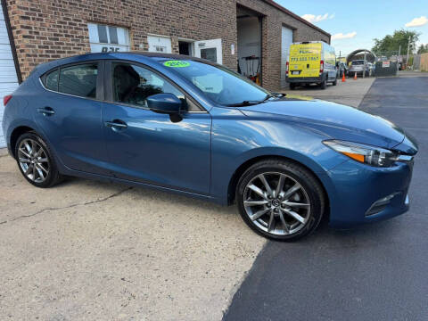 2018 Mazda MAZDA3 Touring