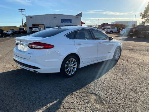 2017 Ford Fusion Hybrid SE