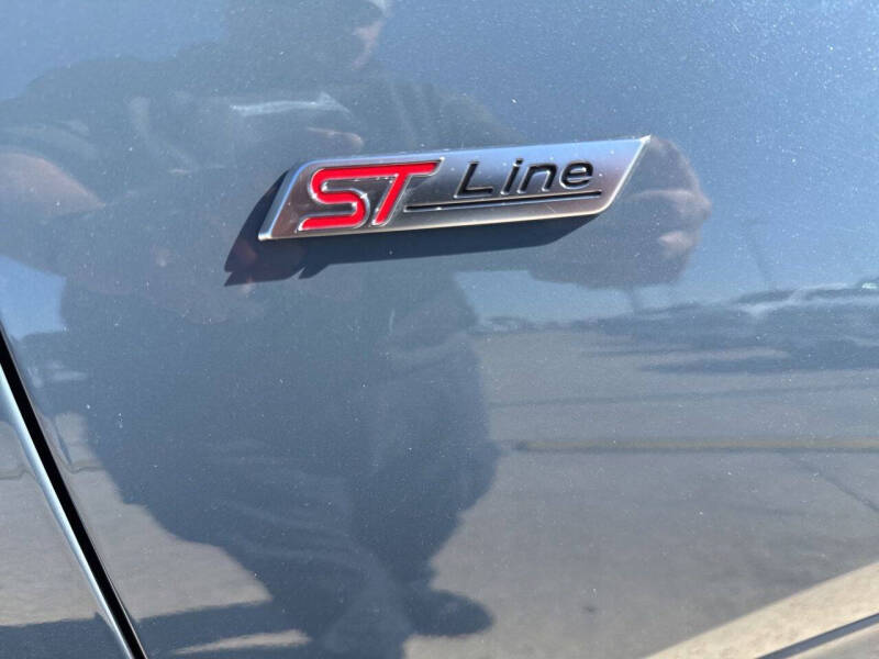 2023 Ford Escape ST-Line Select