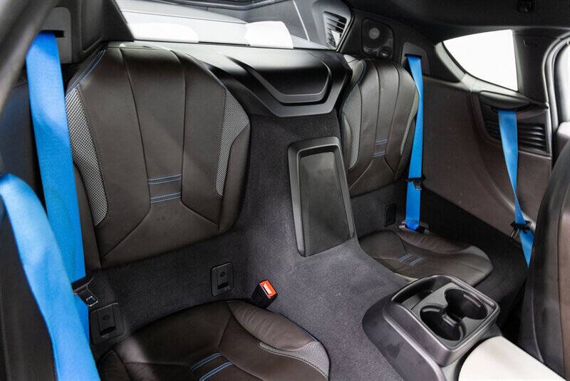 2016 BMW i8