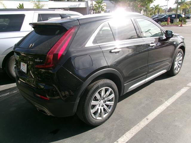 2023 Cadillac XT4 Premium Luxury