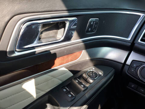 2016 Ford Explorer Platinum