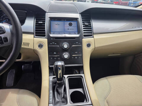 2019 Ford Taurus SEL