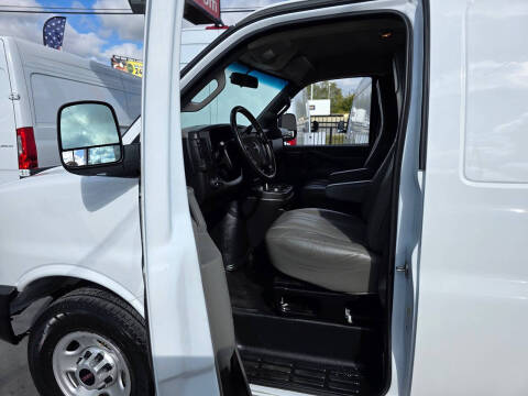 2023 GMC Savana 2500