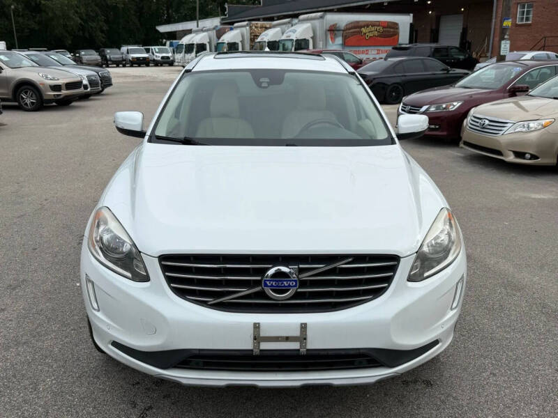 2016 Volvo XC60 T5 Drive-E Premier