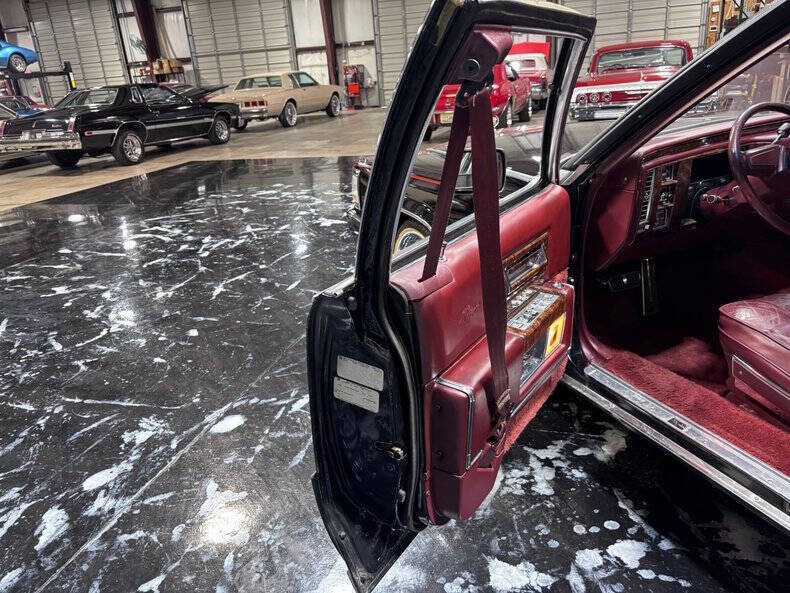 1990 Cadillac Brougham