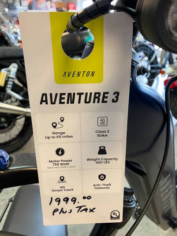 2025 Aventon  D35D3285