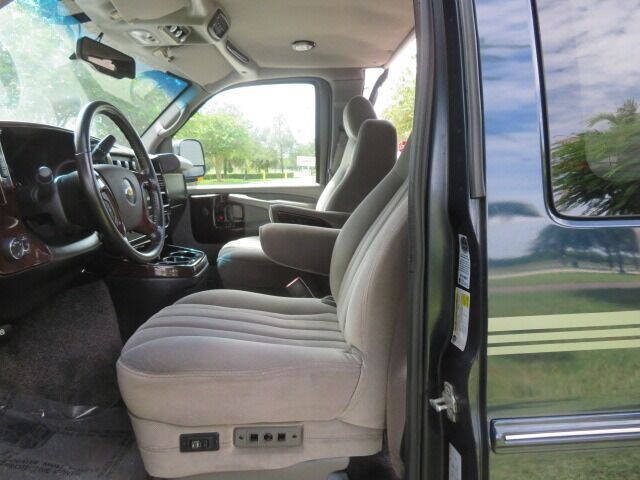 2012 Chevrolet Express 2500