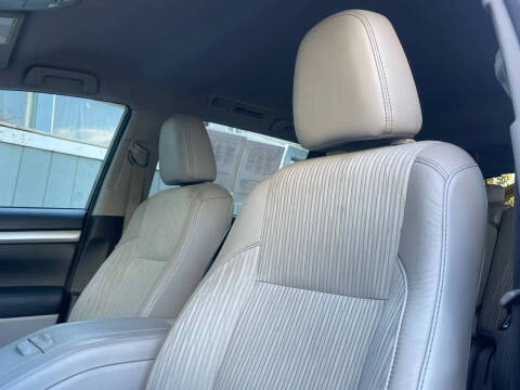 2015 Toyota Highlander