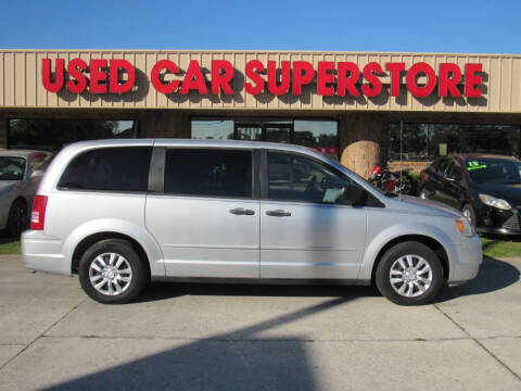 2008 Chrysler Town and Country for sale at Checkered Flag Auto Sales NORTH in Lakeland FL