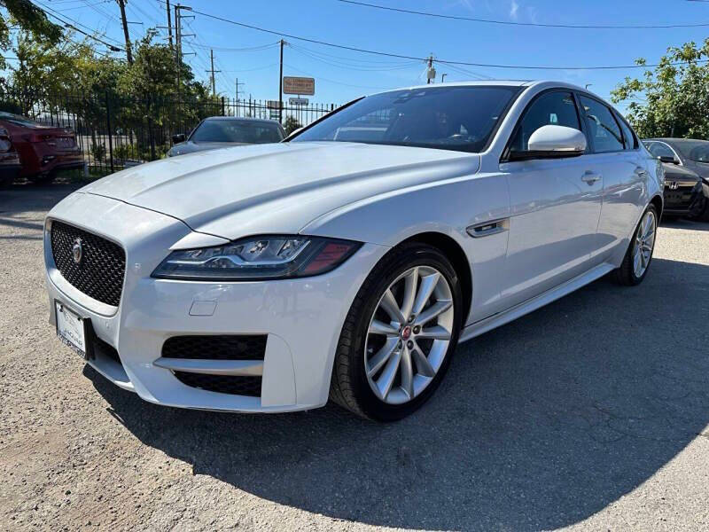 2016 Jaguar XF R-Sport
