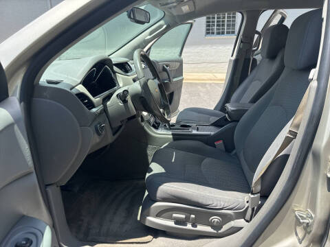 2017 Chevrolet Traverse LT