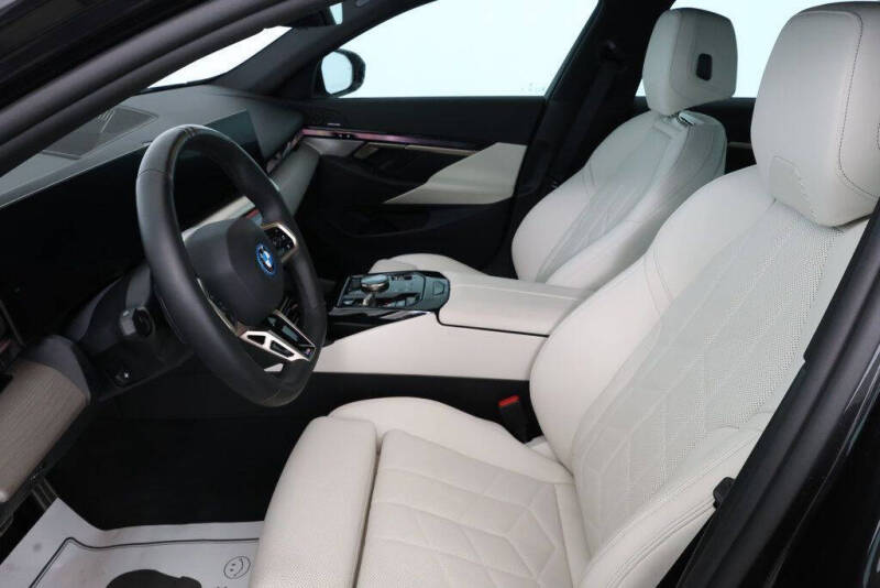 2024 BMW i5 eDrive40