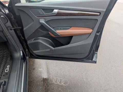 2019 Audi Q5 quattro Prestige 45 TFSI