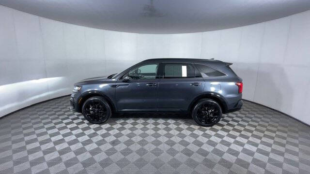 2022 Kia Sorento SX