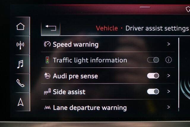 2019 Audi Q3 quattro S line Prem Plus 45 TFSI