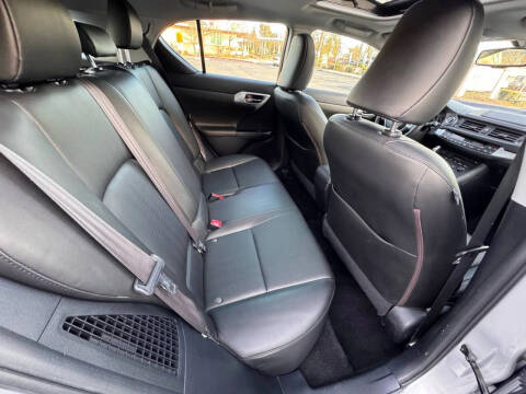 2011 Lexus CT 200h