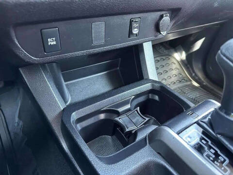 2018 Toyota Tacoma SR5