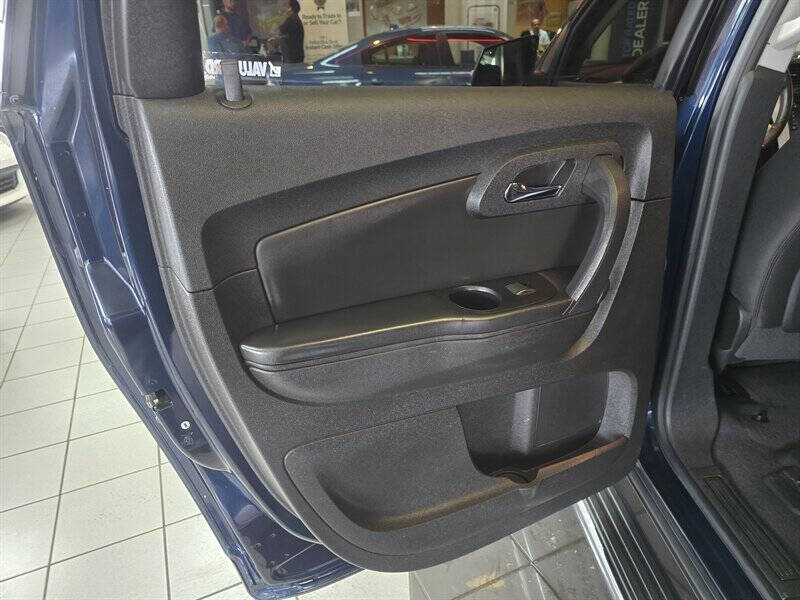 2010 Chevrolet Traverse LT