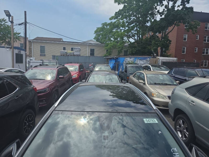 2018 Infiniti QX30 Essential