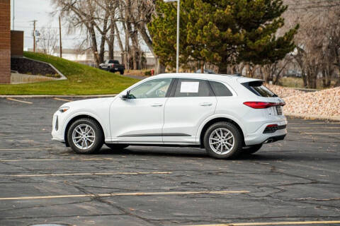 2025 Audi Q5 quattro Prestige TFSI